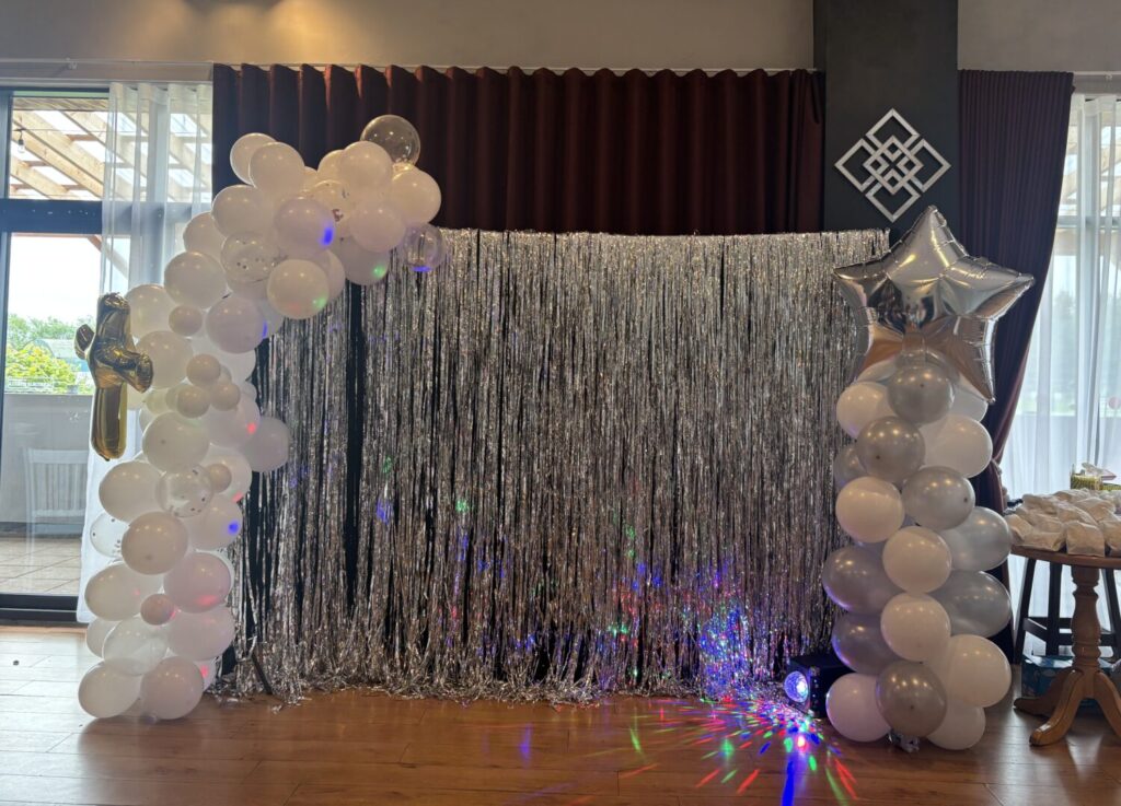 Christening Garland & Pillar